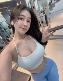 艾娜163/46/D/26歲