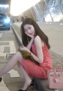露西 161cm，46kg，C+奶，28歲