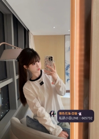 顏值高 長髮大眼 精緻可愛160cm  45kg C 23歲