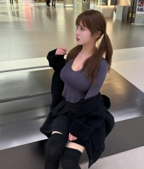 瑩瑩160/46/E/23歲